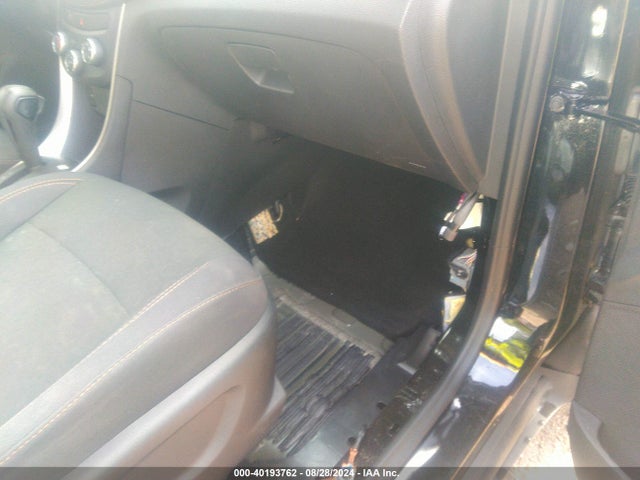 Chevrolet TRAX LS 2018 3GNCJKSB2JL326592 Image 12
