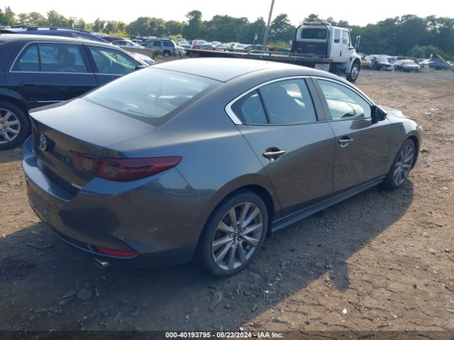 JM1BPACL9K1108002 Mazda Mazda3 Select Package