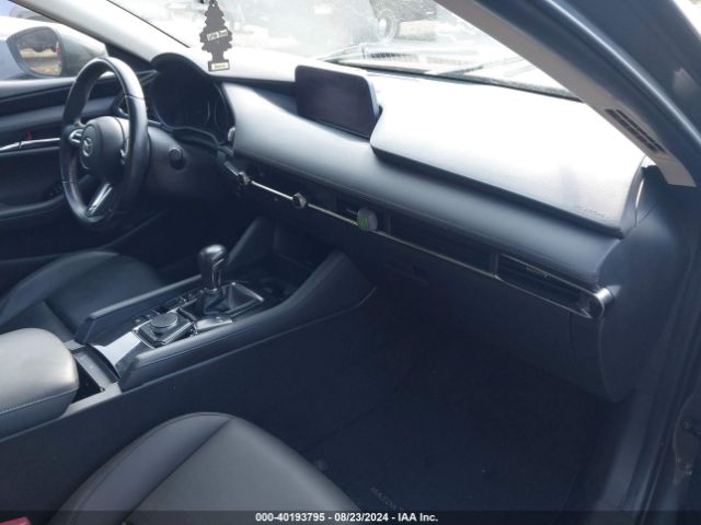 JM1BPACL9K1108002 Mazda Mazda3 Select Package