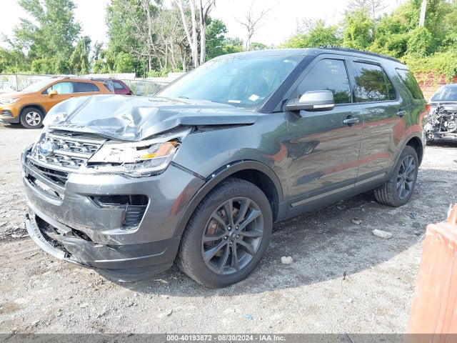 Ford EXPLORER XLT 2019 1FM5K8DH6KGB06165 Image 2