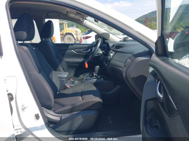 Nissan ROGUE SV 2017 KNMAT2MV2HP531149 Image 5