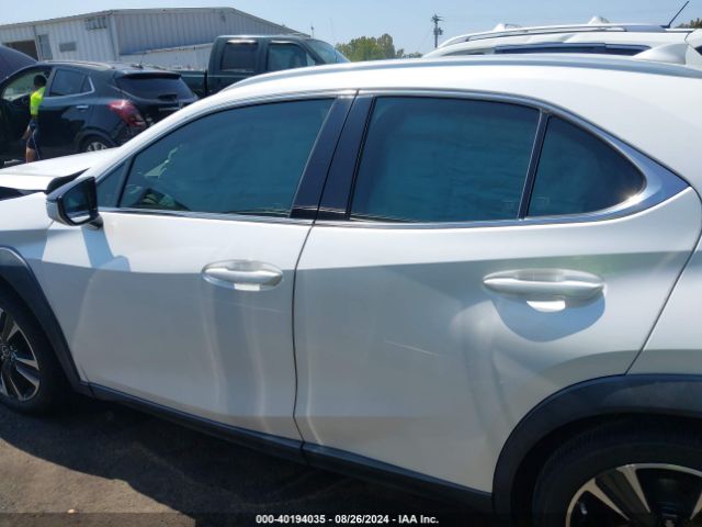 JTHY3JBH5K2004294 Lexus UX 200