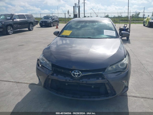 4T1BF1FK4GU227549 Toyota CAMRY SE