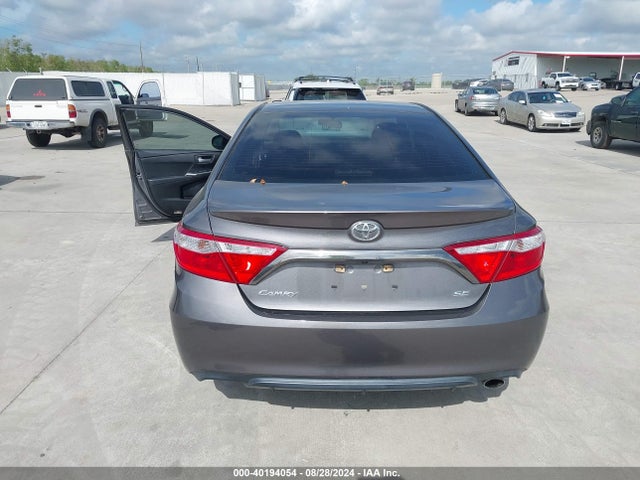 4T1BF1FK4GU227549 Toyota CAMRY SE