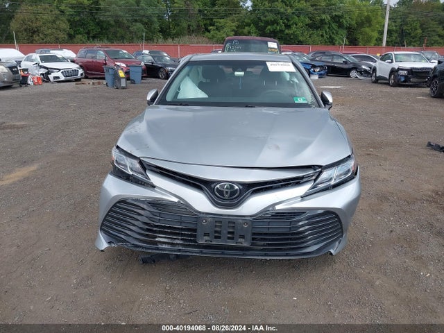 Toyota CAMRY LE 2018 4T1B11HK1JU083364 Image 12