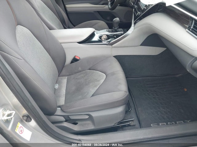 Toyota CAMRY LE 2018 4T1B11HK1JU083364 Image 5