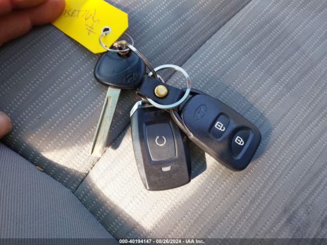 KMHCT4AEXHU356526 Hyundai ACCENT SE