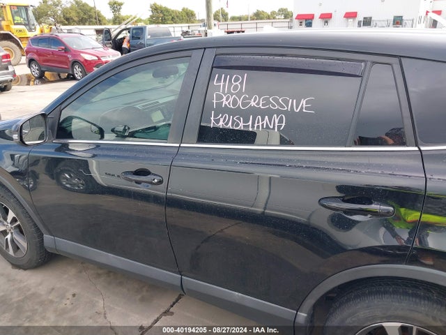 Toyota Rav4 Xle 2018 2T3WFREV6JW447141 Image 14