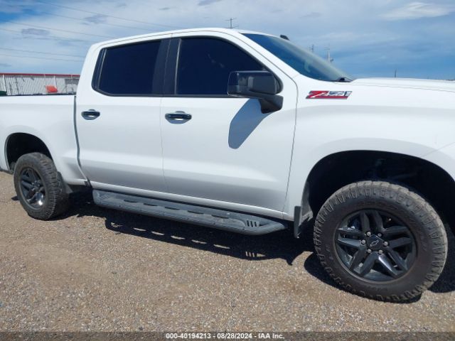 3GCPYFED9MG458515 Chevrolet Silverado 1500 4wd  Short Bed Lt Trail Boss