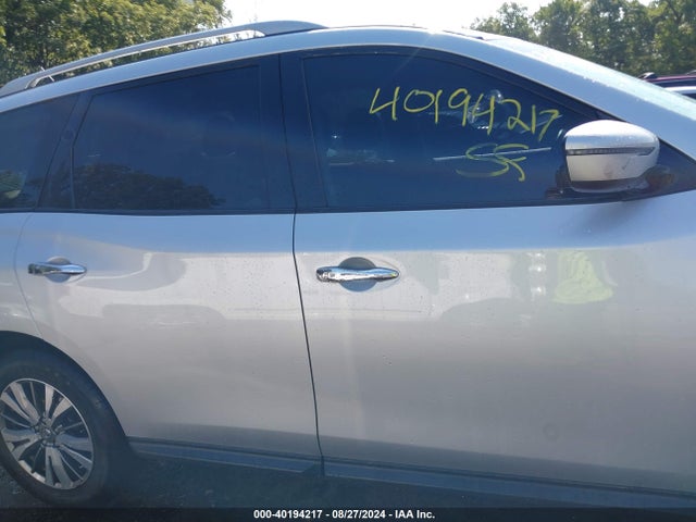 Nissan Pathfinder Sv 2018 5N1DR2MM8JC662095 Image 14