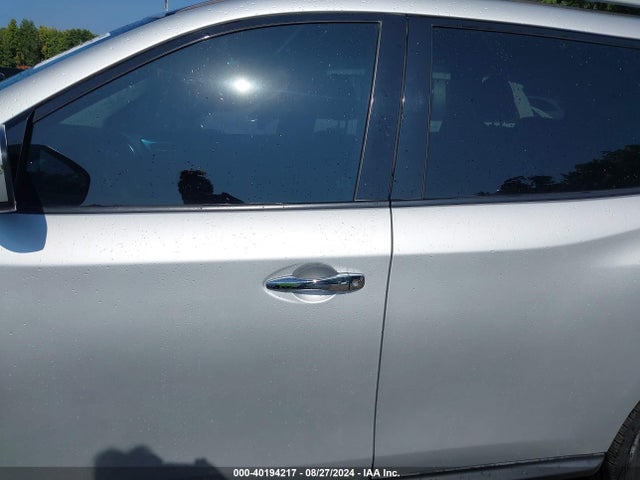 Nissan Pathfinder Sv 2018 5N1DR2MM8JC662095 Image 15