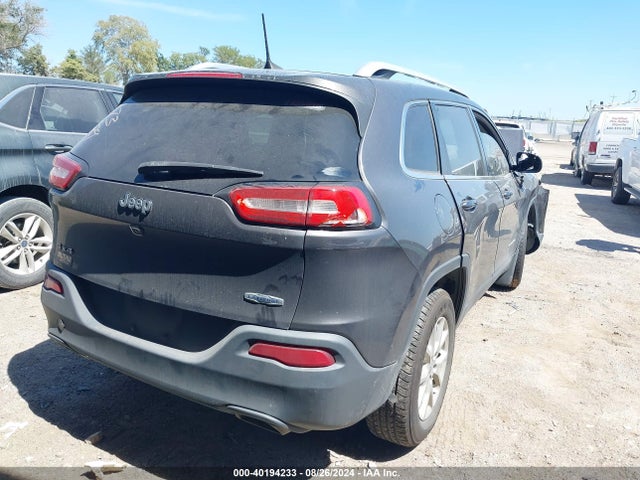 1C4PJMCS0HW588569 Jeep Cherokee Latitude 4x4