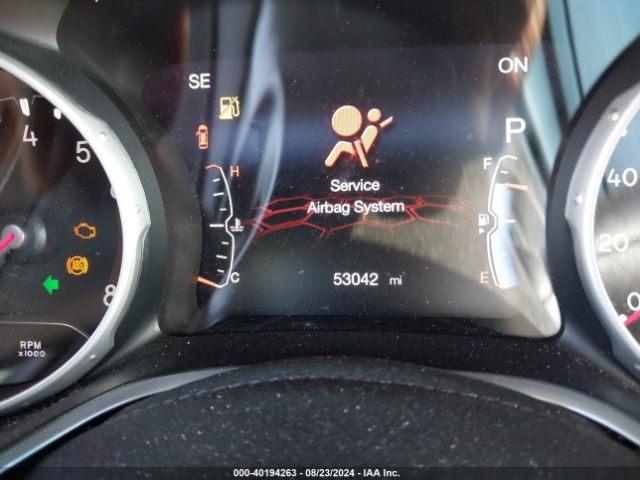 3C4NJDBBXKT628498 Jeep Compass Latitude 4x4