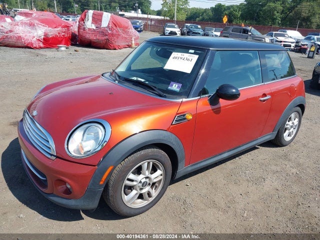2013 MINI HARDTOP WMWSU3C57DT677876 Photo 1