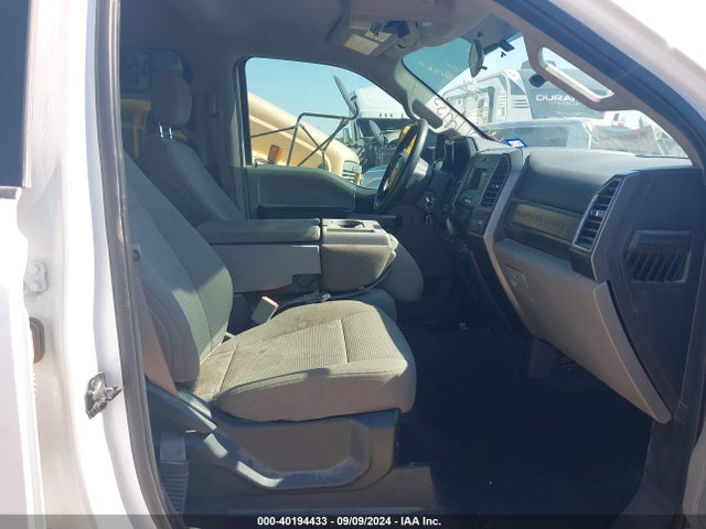 Ford F-250 Xlt 2018 1FT7W2B65JEC94462 Image 5