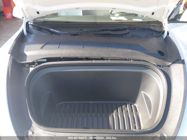 2024 TESLA MODEL Y 7SAYGDED1RF094604 Photo 9