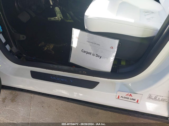 2024 TESLA MODEL Y 7SAYGDED1RF094604 Photo 5