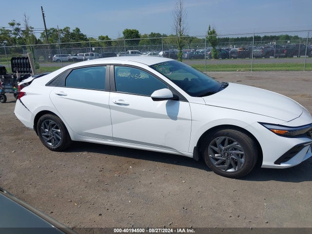Hyundai ELANTRA SEL 2024 KMHLM4DG4RU678526 Image 13