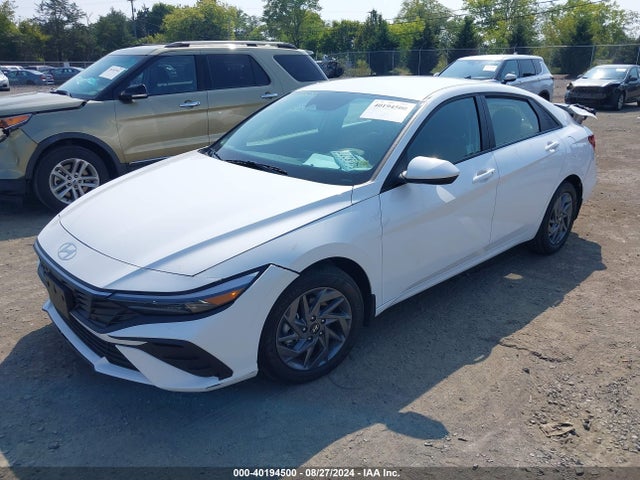Hyundai ELANTRA SEL 2024 KMHLM4DG4RU678526 Image 2