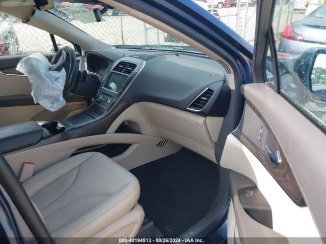 2LMPJ6K92KBL53075 Lincoln Nautilus Select