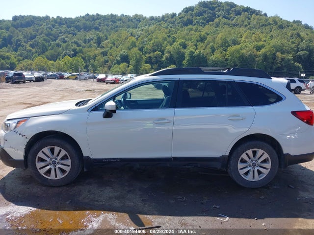 Subaru Outback 2.5i Premium 2015 4S4BSBCC6F3262130 Image 14
