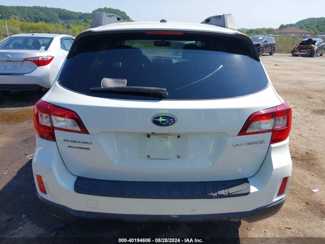Subaru Outback 2.5i Premium 2015 4S4BSBCC6F3262130 Image 16