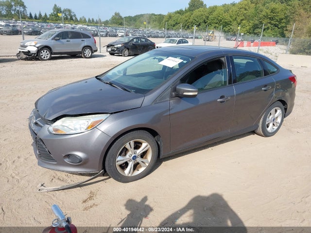 Ford FOCUS SE 2014 1FADP3F25EL216784 Image 2