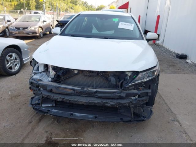 4T1B31HK9JU500322 Toyota Camry Hybrid Le