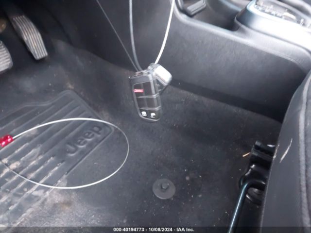 ZACCJABBXJPG85554 Jeep Renegade Altitude Fwd