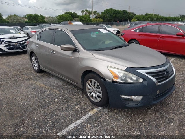Nissan Altima 2.5 S 2015 1N4AL3AP3FN911935 Image 1