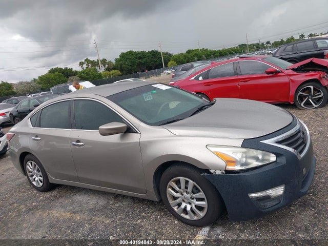 Nissan Altima 2.5 S 2015 1N4AL3AP3FN911935 Image 14