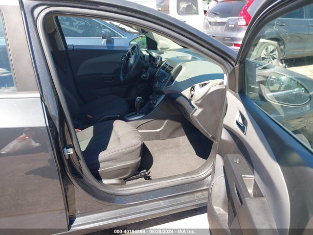 Chevrolet Sonic Lt Auto 2014 1G1JC5SH6E4236608 Image 5