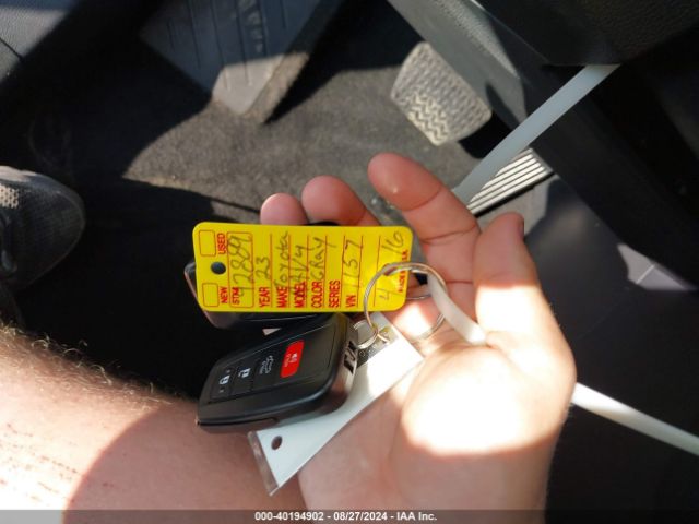 2T3W1RFV2PW241157 Toyota Rav4 Xle