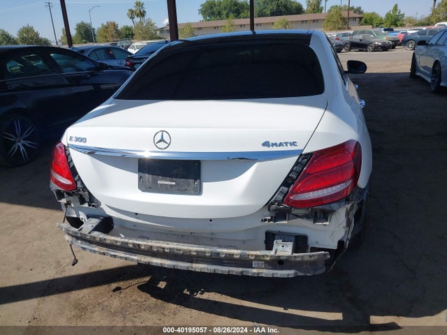 WDDZF4KB9KA576877 Mercedes-Benz E 300 4matic