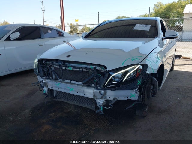 WDDZF4KB9KA576877 Mercedes-Benz E 300 4matic
