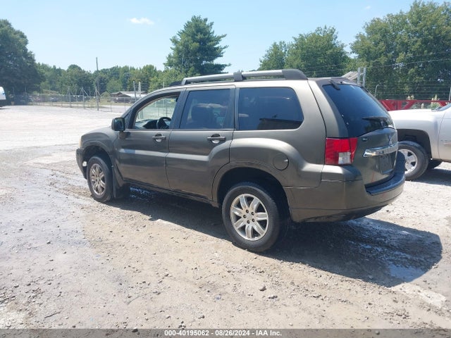 2011 MITSUBISHI ENDEAVOR 4A4JN2AS9BE035958 Photo 2