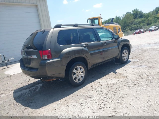 2011 MITSUBISHI ENDEAVOR 4A4JN2AS9BE035958 Photo 3