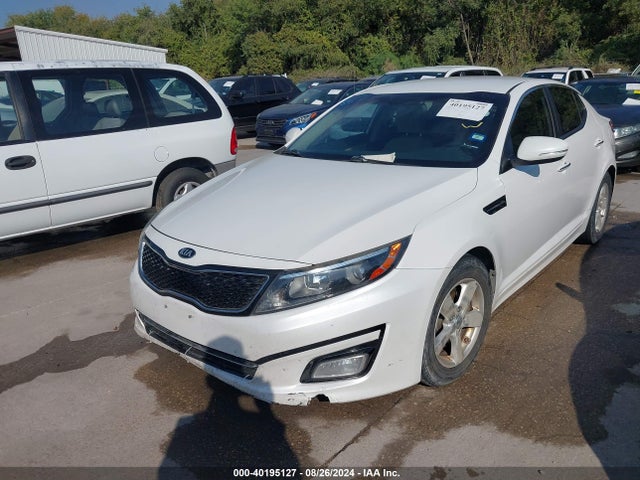 KIA Optima Lx 2015 KNAGM4A7XF5619252 Image 2