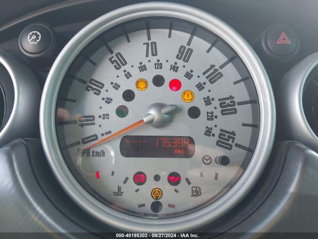 2006 MINI COOPER S WMWRH33526TF87463 Photo 6