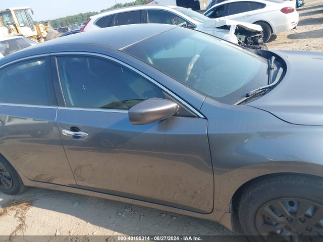 Nissan Altima 2.5 S 2015 1N4AL3AP1FC167084 Image 13