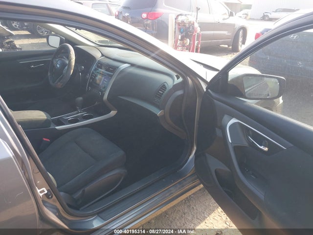 Nissan Altima 2.5 S 2015 1N4AL3AP1FC167084 Image 5