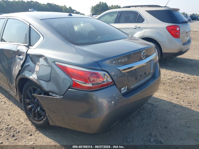 Nissan Altima 2.5 S 2015 1N4AL3AP1FC167084 Image 6