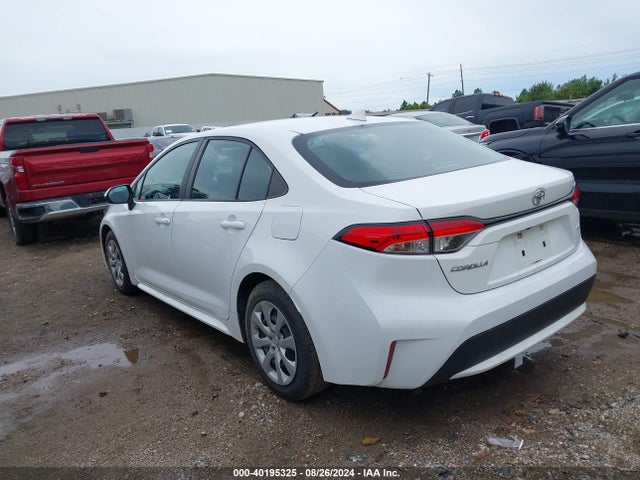 Toyota COROLLA LE 2021 5YFEPMAE3MP257894 Image 3
