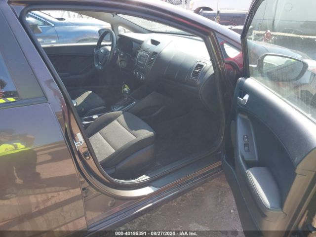 3KPFK4A70JE187594 KIA FORTE LX