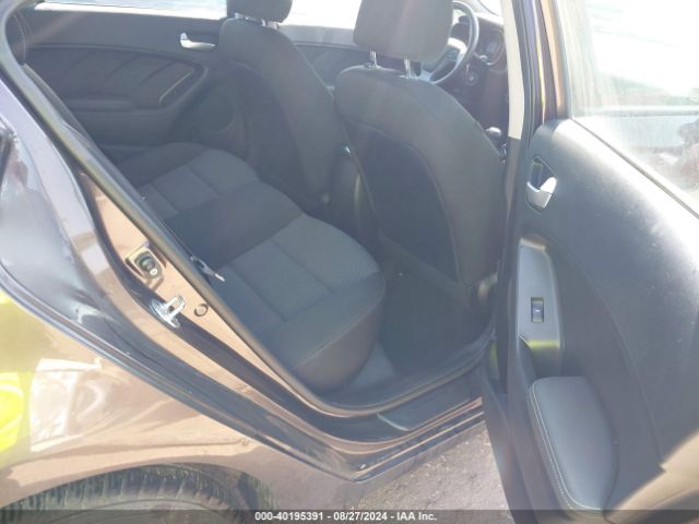 3KPFK4A70JE187594 KIA FORTE LX