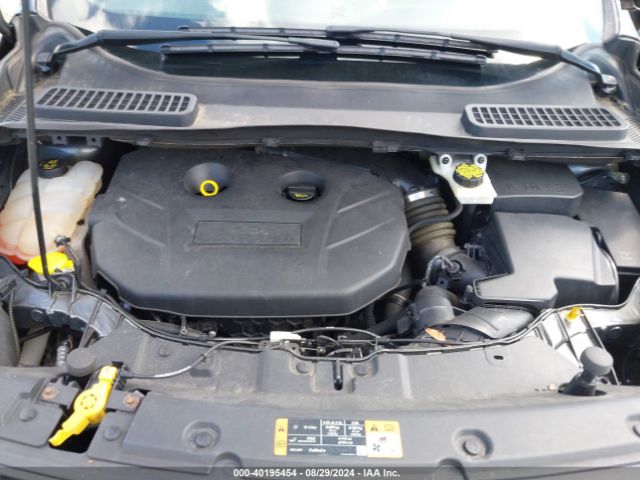 1FMCU9G9XGUB50450 Ford ESCAPE SE