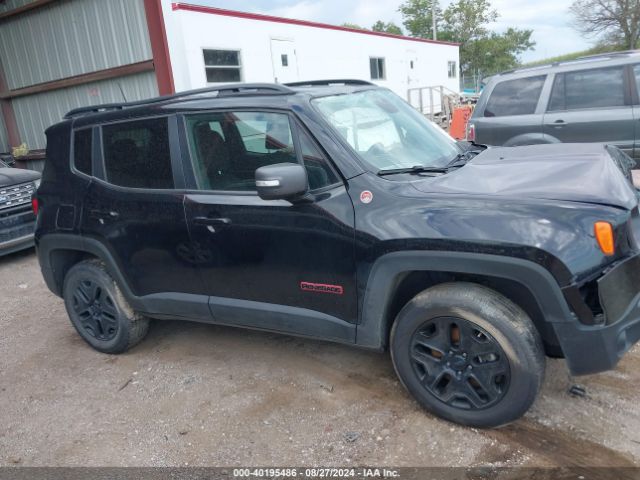 ZACCJBCB5JPH91639 Jeep Renegade Trailhawk 4x4