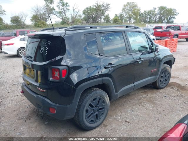 ZACCJBCB5JPH91639 Jeep Renegade Trailhawk 4x4