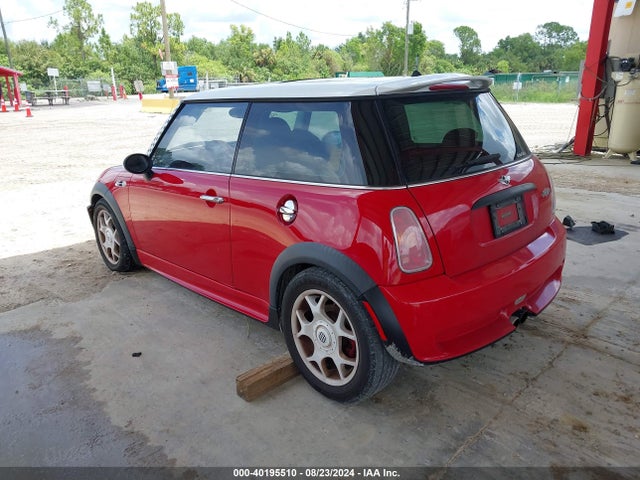 2004 MINI COOPER S WMWRE33454TD86427 Photo 2