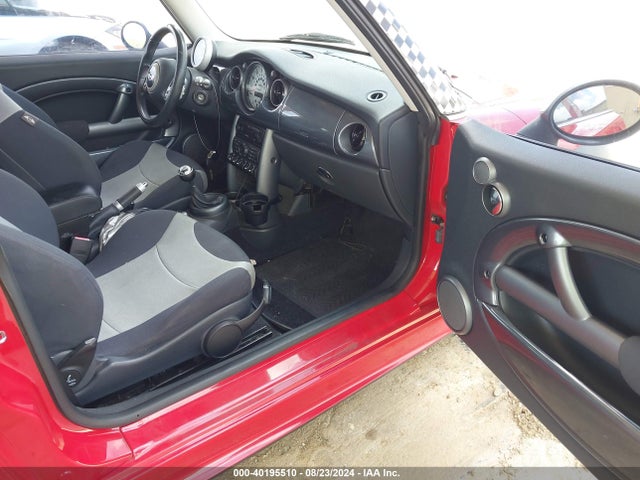 2004 MINI COOPER S WMWRE33454TD86427 Photo 4